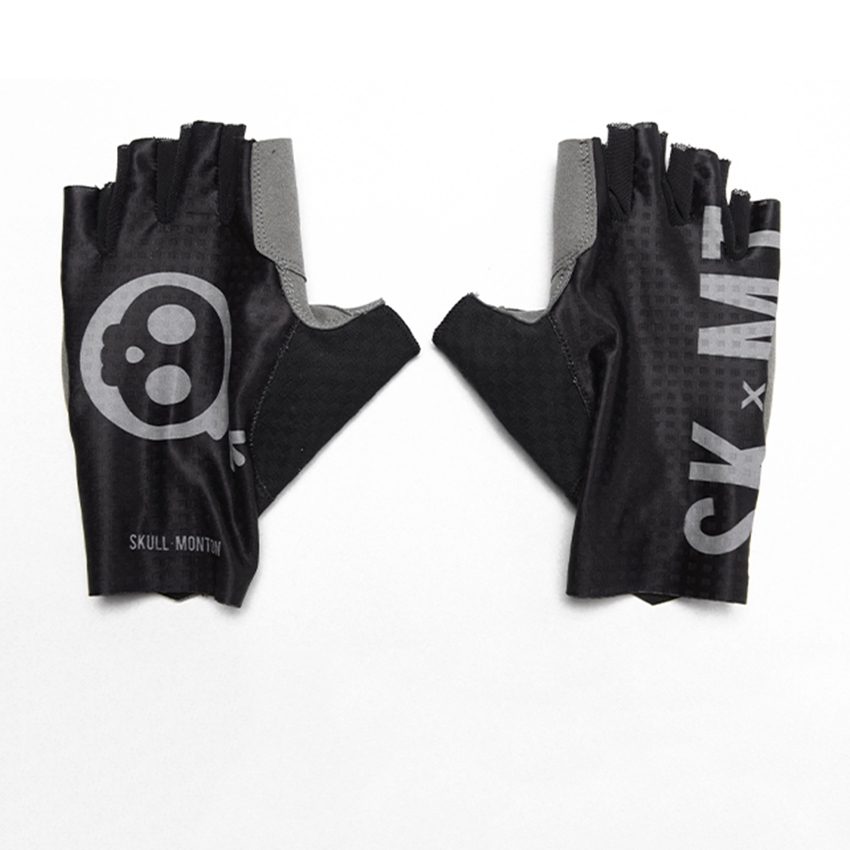 https://cdn.active.vn/products/gangtayskmt-black-0.jpg